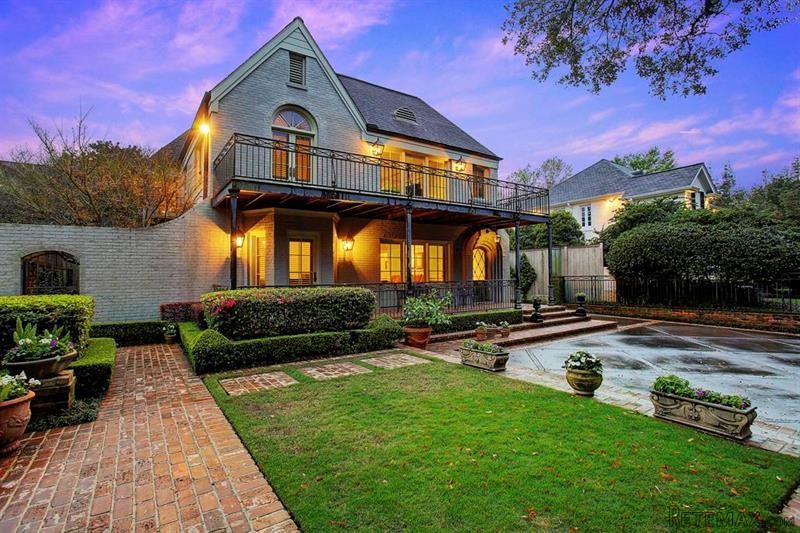 5 bedroom House For Sale: 1919 South..