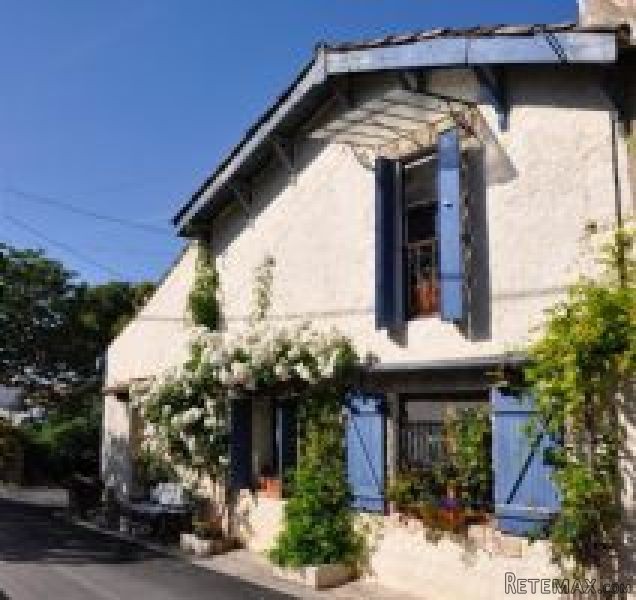 Charmante maison en pierres entierement..