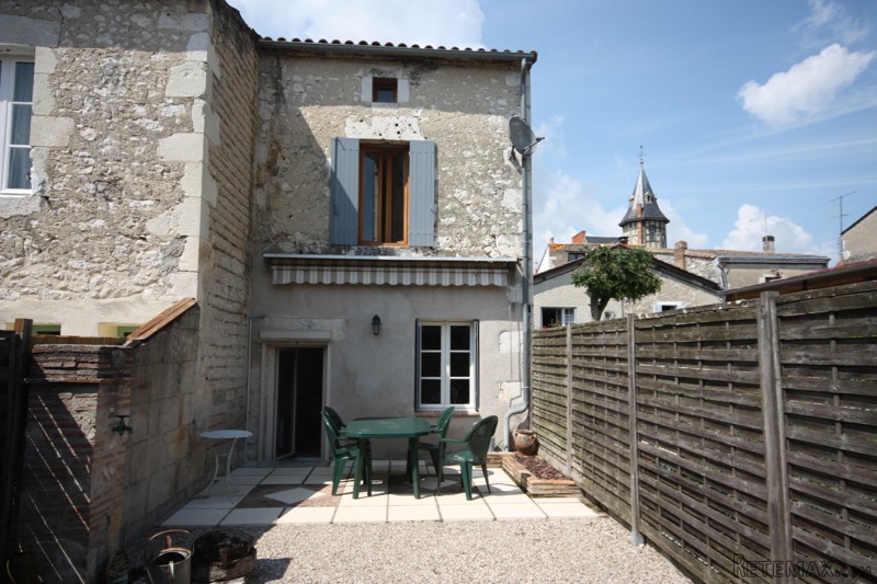Immaculate fully-renovated charming..