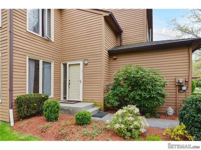 2 bedroom House For Sale: 151 Ridgeview.. - 2
