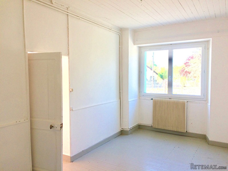 Village House Near All Amenities With.. - 2
