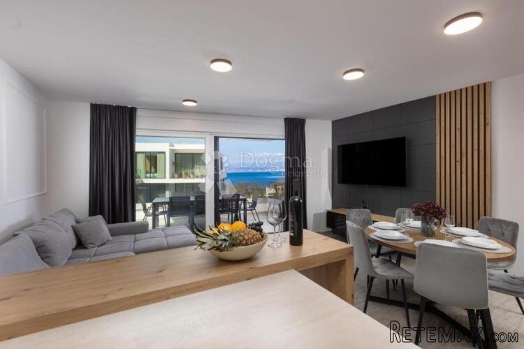 MALINSKA - APARTMAN S BAZENOM I POGLEDOM 300m OD MORA - 2