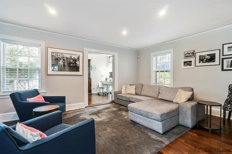 3 bedroom House For Sale: 171 Sparks.. - 2
