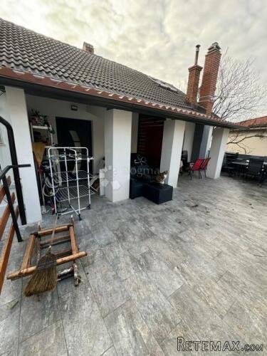 Jedinstvena nekretnina u traženoj zoni - 3