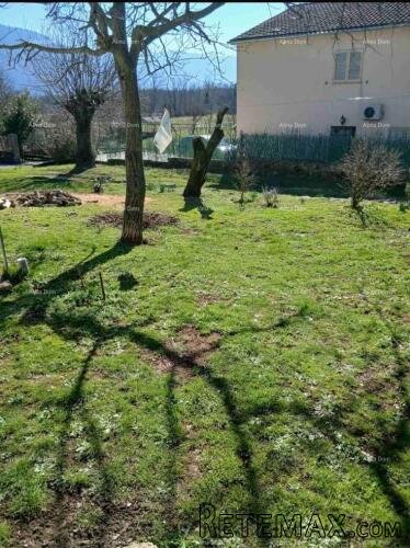 Prodaje se kuća , Nova Vas