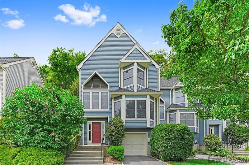 2 bedroom House For Sale: 12 Lowell..