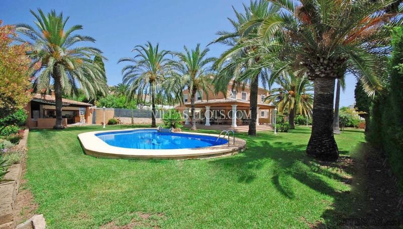 5 Bedroom Villa In Javea