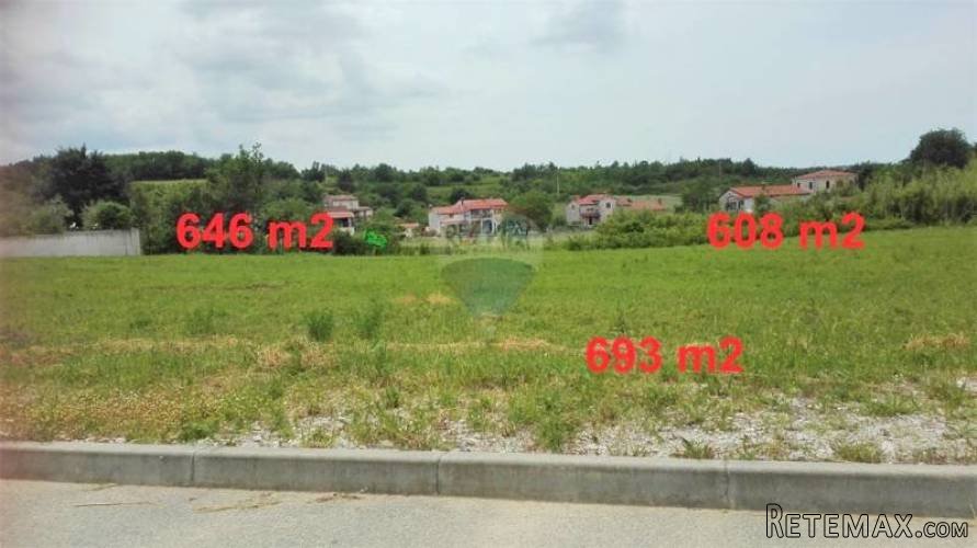 ISTRA-građevinska parcela u Vižinadi - 2