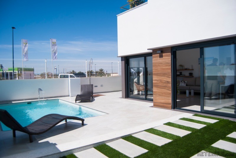Villa For Sale Los Alcazares