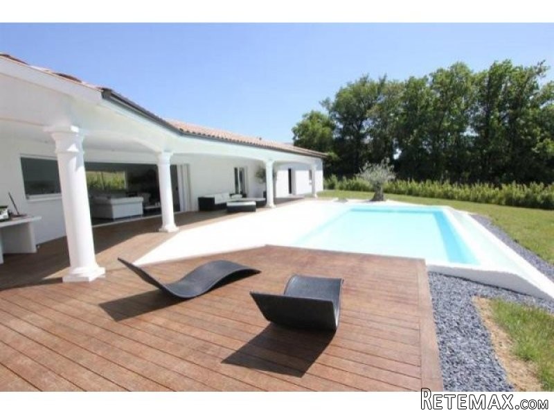 5 bedroom House For Sale: 31700.. - 2