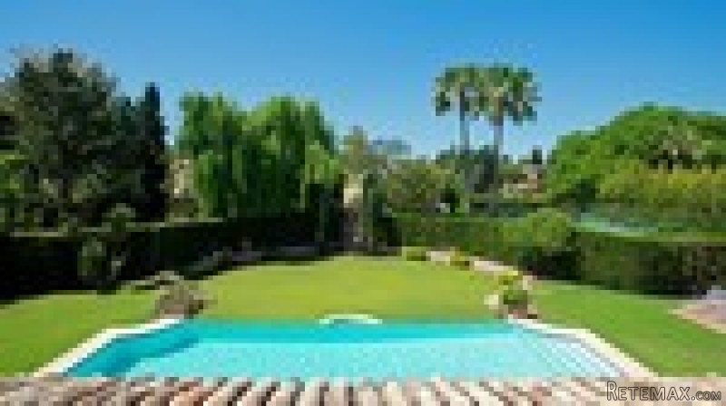 8 Bedrooms - Villa - Malaga - For Sale - 2