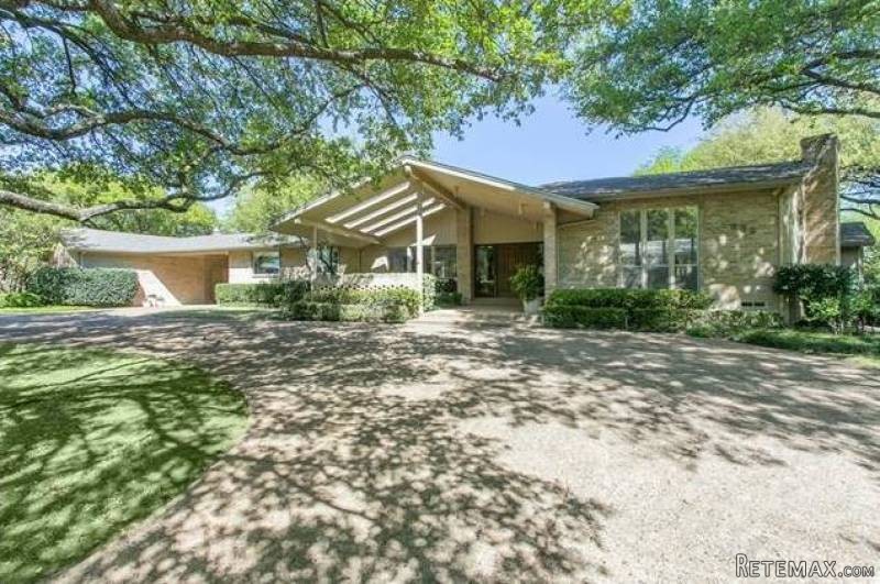 4 bedroom House For Sale: 4933 Mangold..