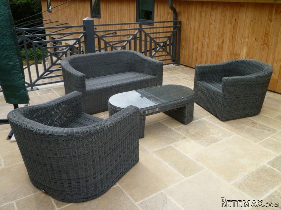 Near Domme (Dordogne) - 10 bed property is located in the most.. - 2