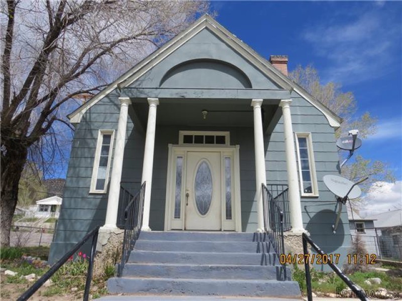 1100 Lyons Ave Ely, NV, 89301 White..