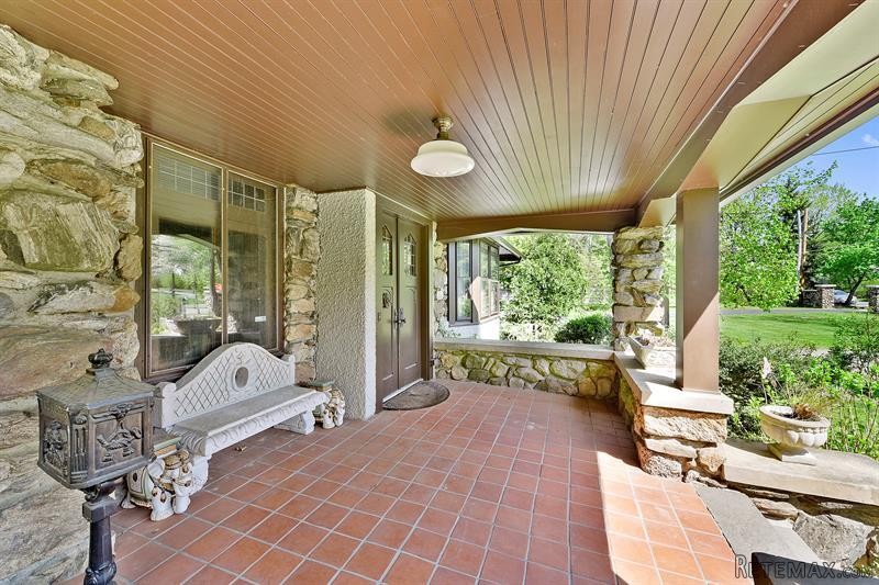 5 bedroom House For Sale: 84 Croton.. - 2