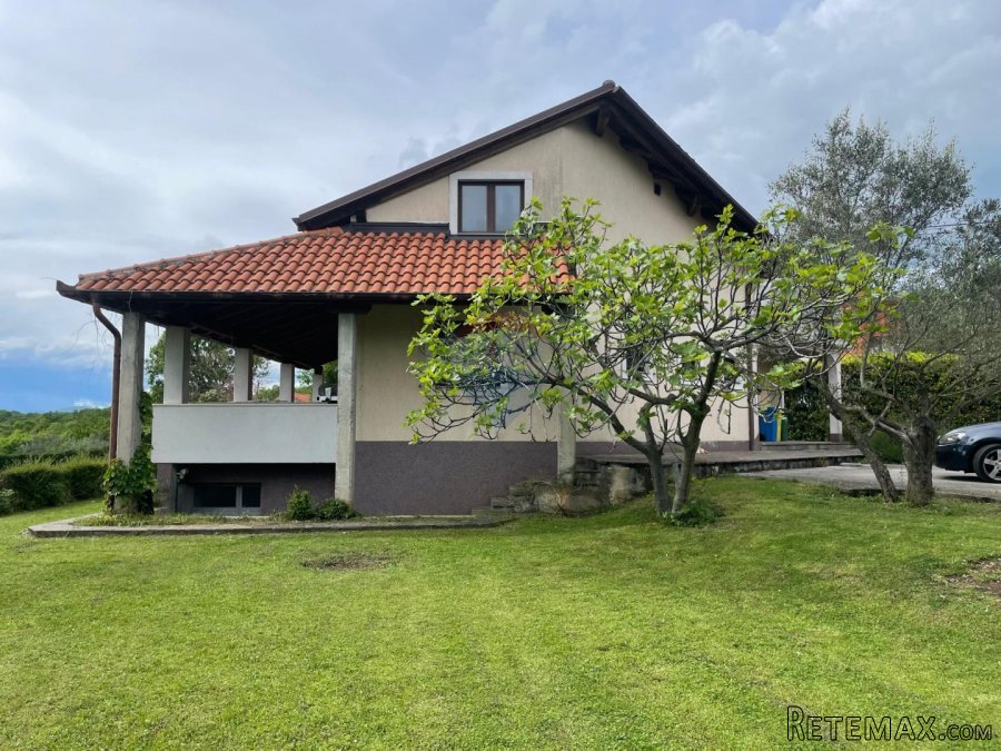 Rijeka, Viškovo, Marčelji, samostojeća kuća 250 m2, pogled n