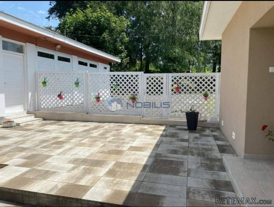 Ivanić Grad (Kriška), prizemna kuća u nizu, 76 m2