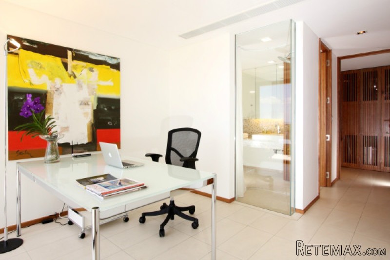 Spectacular 3 Bedroom Penthouse with.. - 2