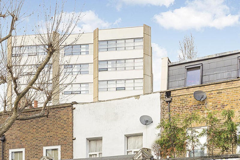 2 bedroom duplex for sale