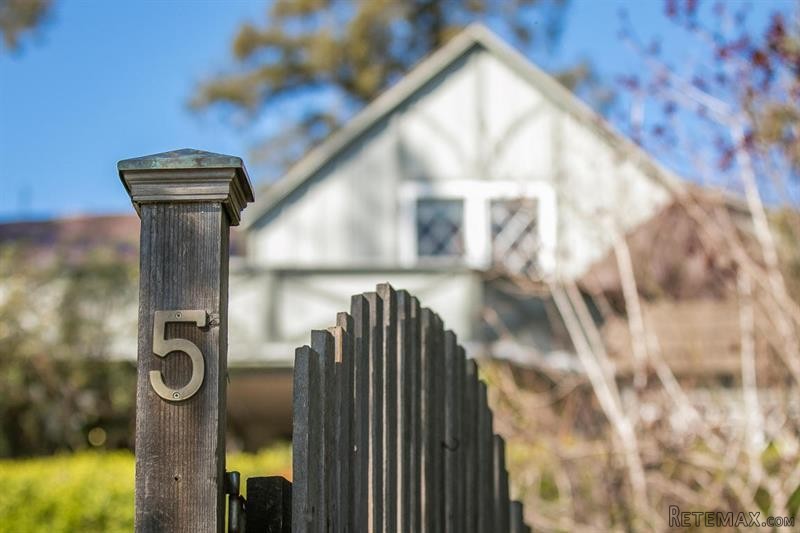 4 bedroom House For Sale: 5 Rosemary Ln - 2