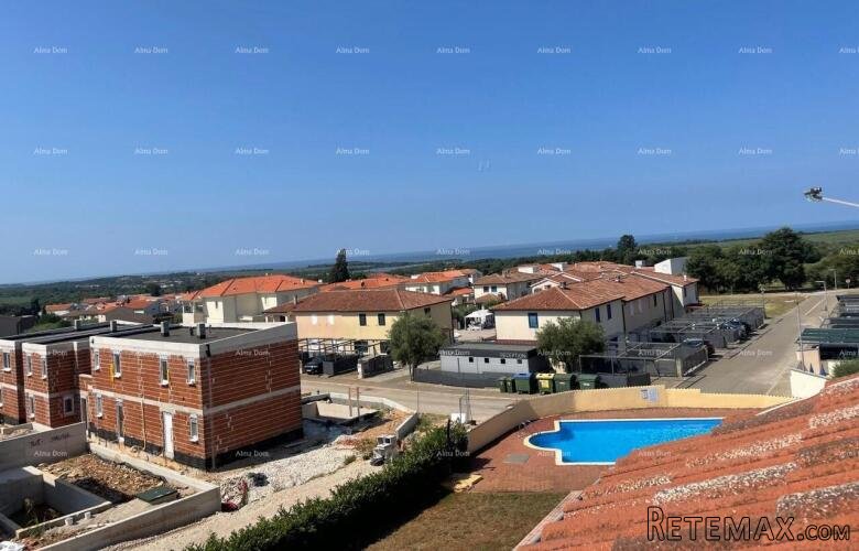 Prodaje se 2-sobni stan, VABRIGA, 68 m2, sa bazenom - 2