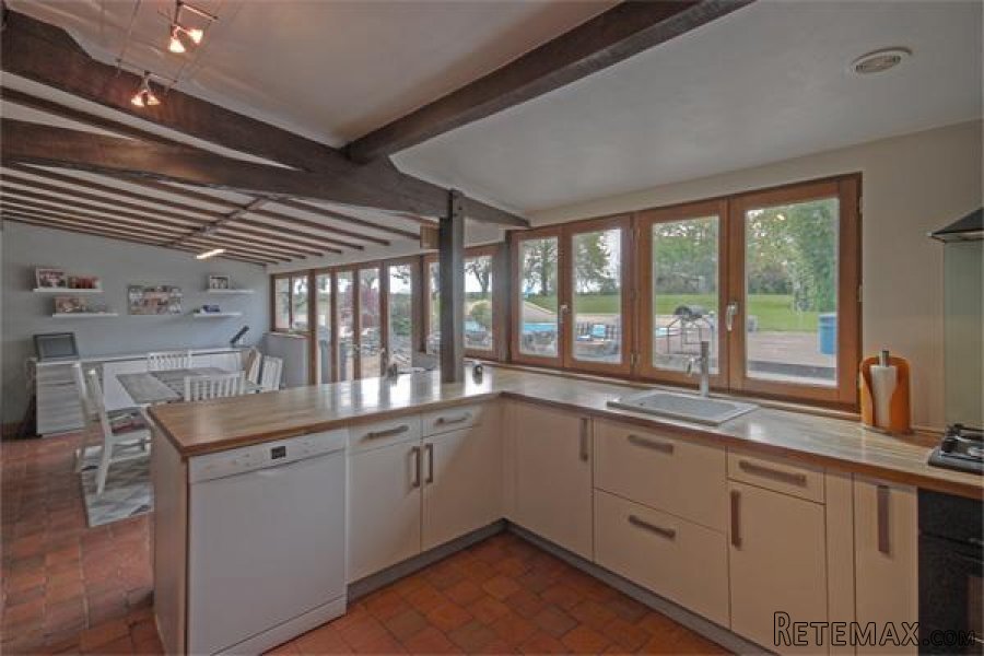 Moncoutant (79) - Beautiful light filled house 4bed/3bath with.. - 3
