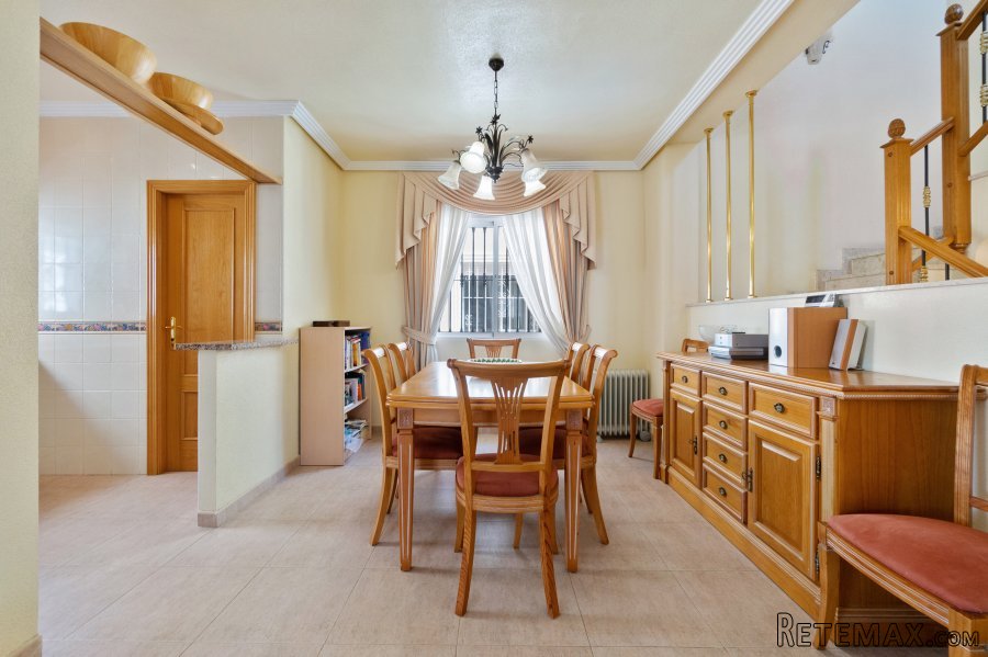Los Altos is located just minutes from the prestigious.. - 5