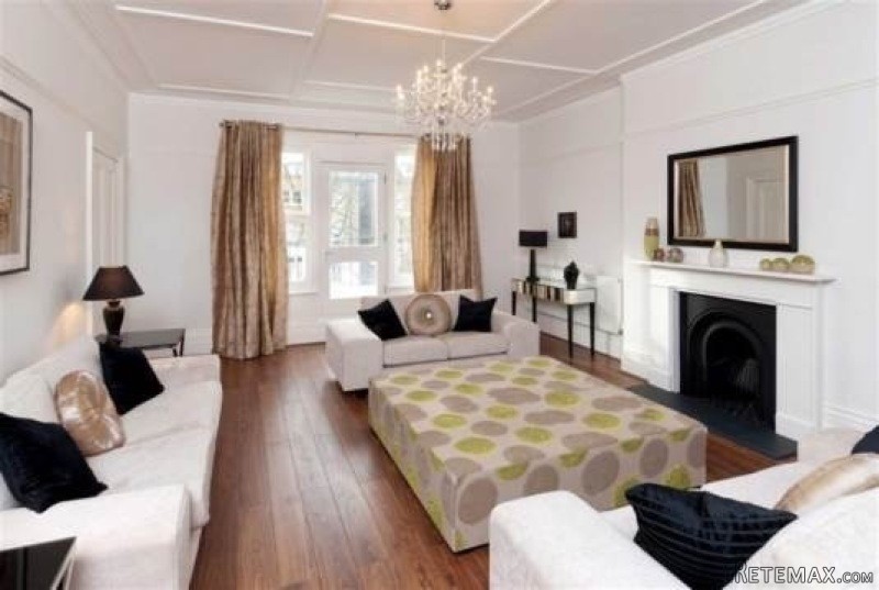 20A Belsize Square