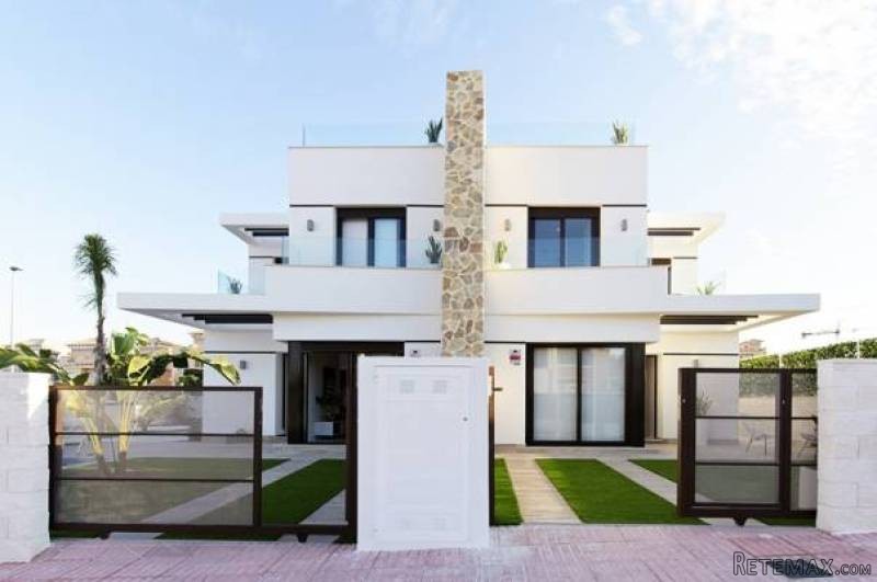 3 Bedroom 2 Bathroom Villa In Orihuela.. - 2