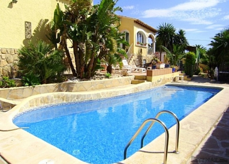 3 Bedrooms - Villa - For Sale