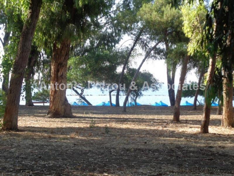 Two Bedroom Apartment on the Beach