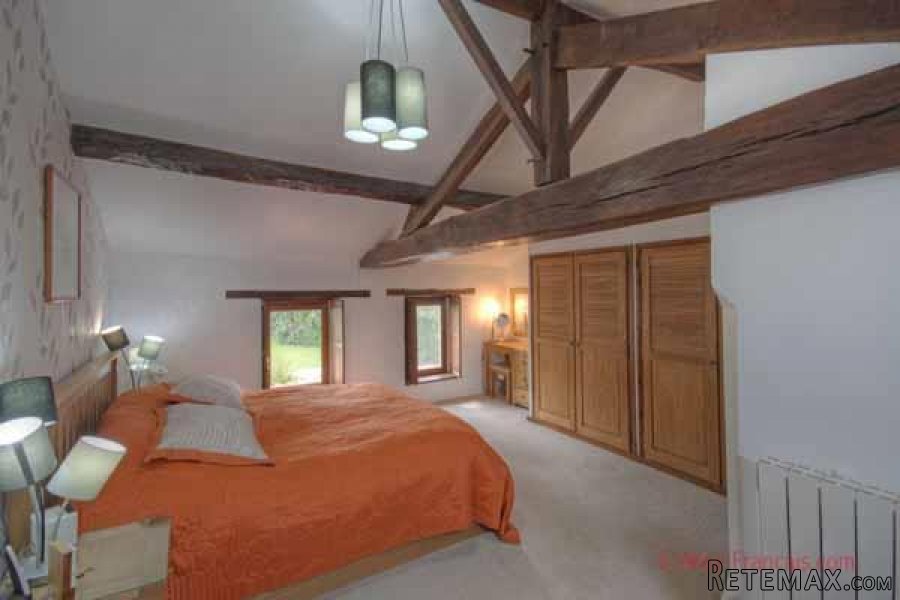 Moncoutant (79) - Beautiful light filled house 4bed/3bath with.. - 9