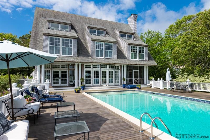 5 bedroom House For Sale: 448 Wianno..