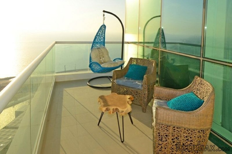 Go Jump in the Sea at JBR - 2