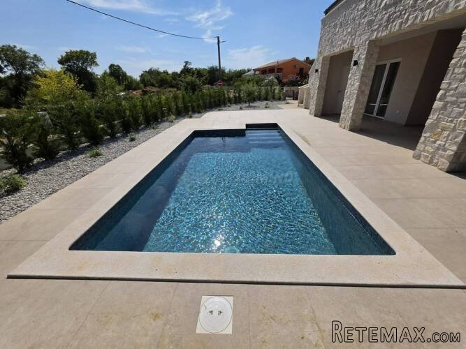 Samostojeća kuća u mediteranskom stilu! Otok Krk - 2