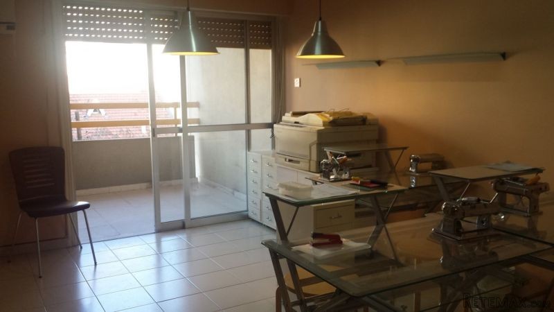 APARTMENT 3 BEDROOM, 3 min away from..