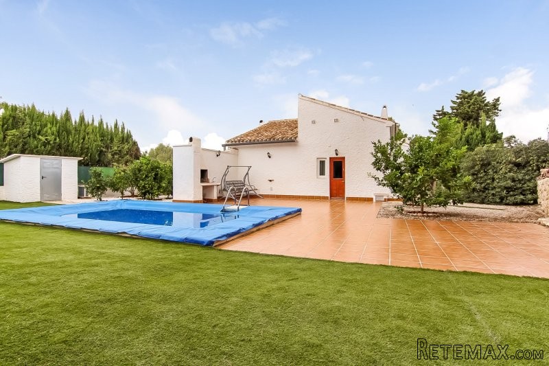 Lovely refurbished 3 Bedroom Villa