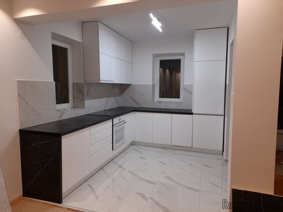 Moderna luksuzna kuca u Sremskim Karlovcima - 6