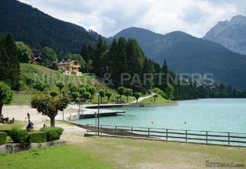 Villa in Vendita a Auronzo di Cadore