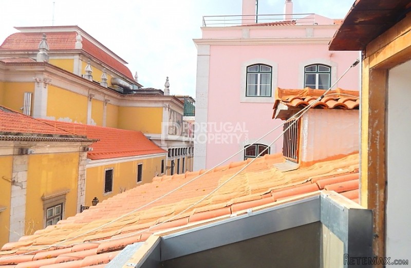 Sunny Duplex Apartment in Lapa