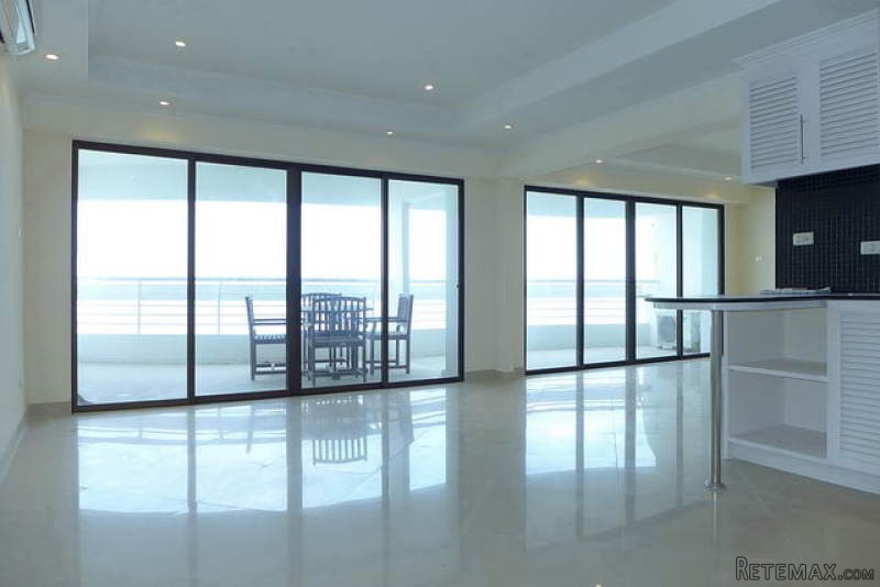Jomtien Beach, Jomtien Metro Condo for..