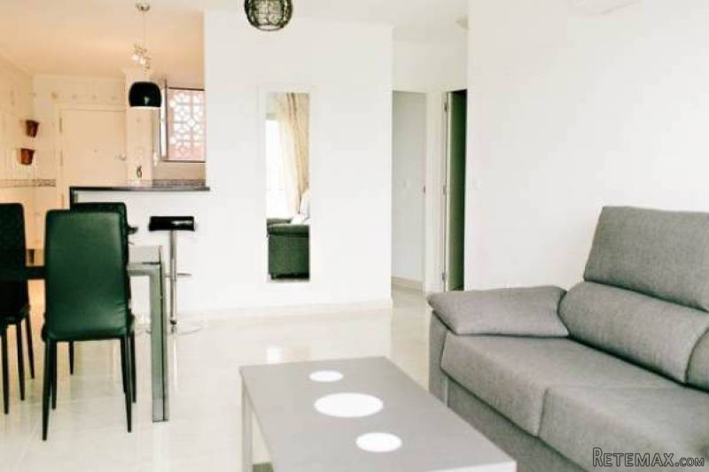 2 Bedroom 1 Bathroom Apartment In..