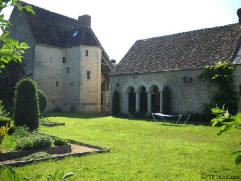 Manor House with Landscaped Grounds