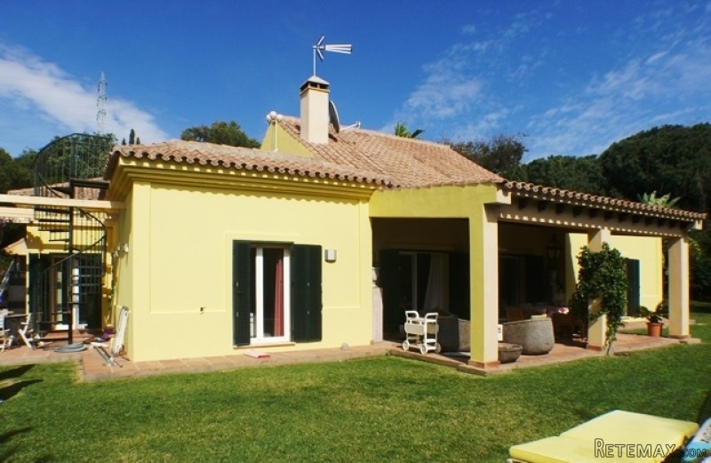 Villa for sale in Elviria, Marbella.. - 2