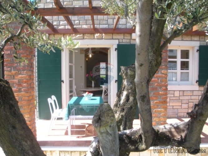 Mediteranska kuća s bazenom 122m2,3km od Poreča - 4