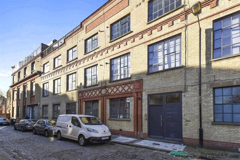 Property - London - For Sale