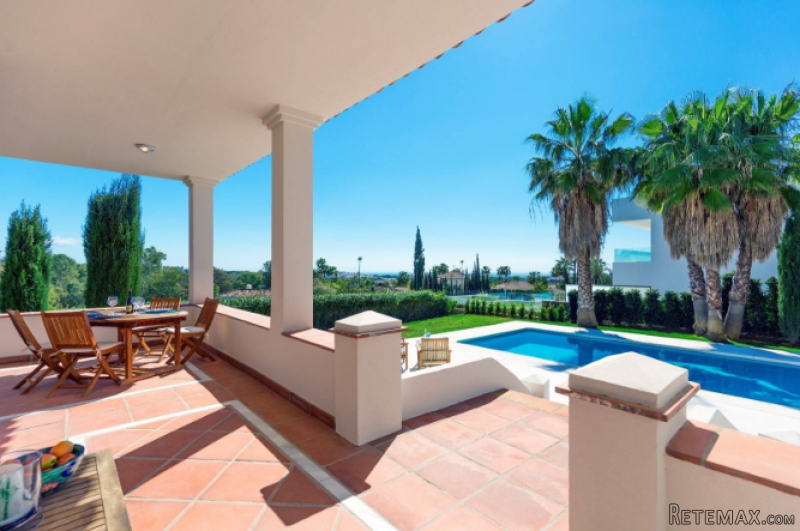 5 bedroom detached villa for sale