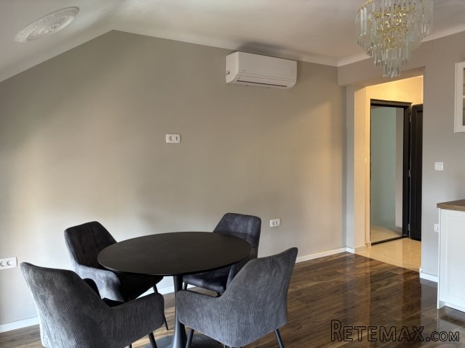 OPATIJA- CENTAR- stan od 89 m2 na 3.katu - 2