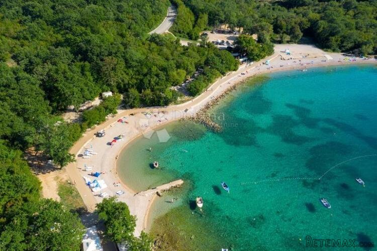 NJIVICE - ATRAKTIVNO GRAĐEVINSKO ZEMLJIŠTE ZA INVESTITORE - 3