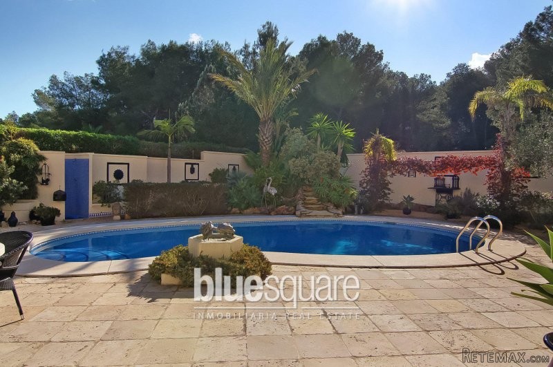 Stunning 4 bedroom villa in quite area.. - 2